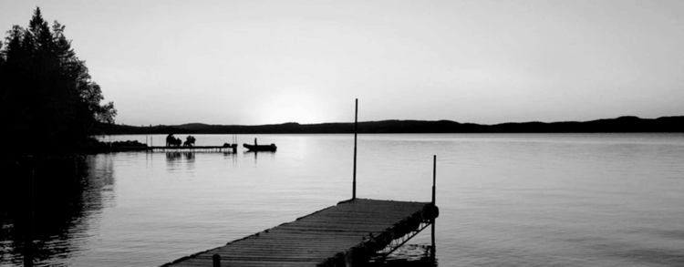 image of a dock on a Gunflint Lake
